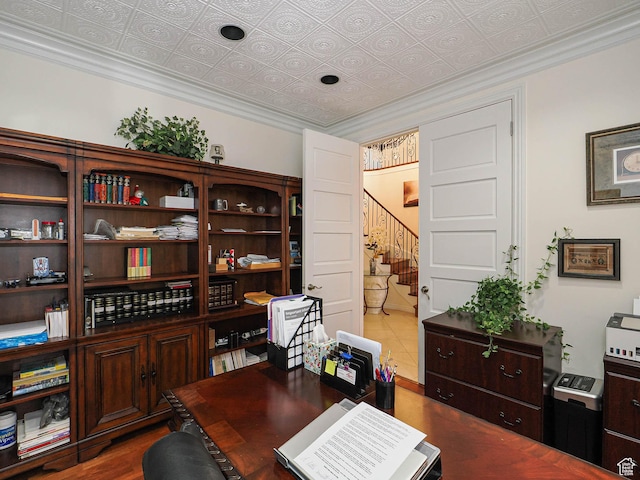 office space with an ornate ceiling
