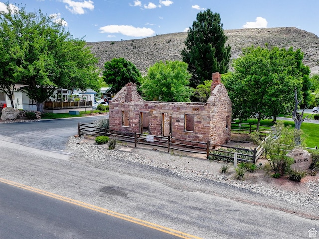 54 Cottonwood Ln, Hurricane, UT 84737 - community sign featuring a mountain view and fence