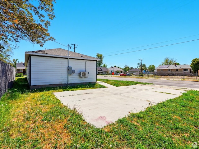302 34th St, Ogden, UT 84401 - view of yard featuring a residential view