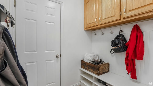 5394 W Shaggy Peak Dr, Riverton, UT 84096 - mudroom with baseboards