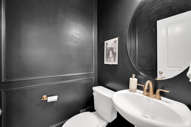 315 W 910 S, American Fork, UT 84003 - bathroom with toilet and a sink