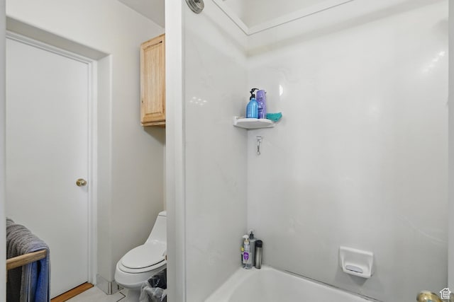 2490 S State St, Springville, UT 84663 - full bath with toilet and shower / tub combination