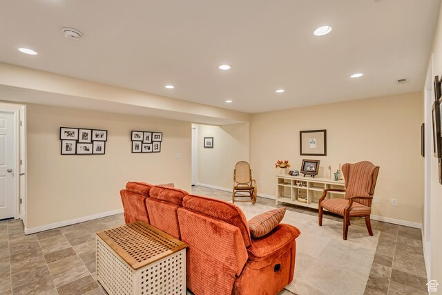 4352 W Degray Dr S, South Jordan, UT 84009 - living area with recessed lighting and baseboards