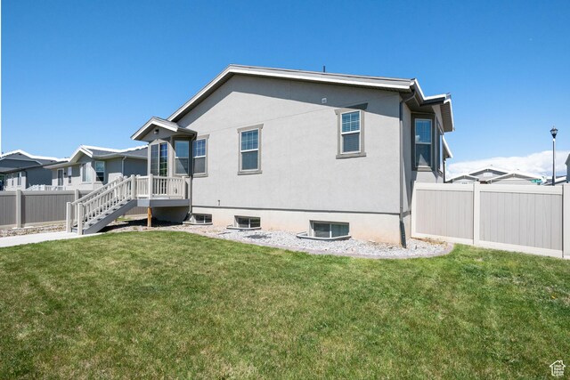 1013 W 90 S, Spanish Fork, UT 84660 - back of house featuring stucco siding