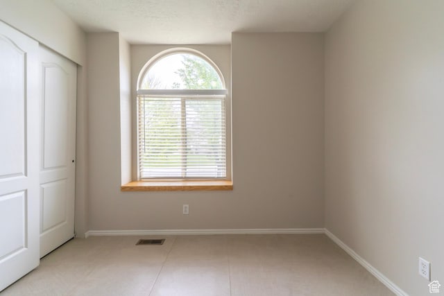 1608 W 8470 S, West Jordan, UT 84088 - unfurnished room featuring visible vents and baseboards