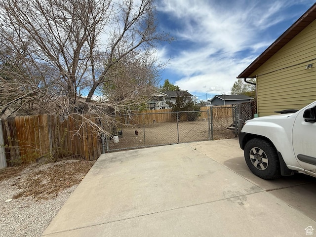 35 E 970 N, Castle Dale, UT 84513 - view of side of property featuring fence