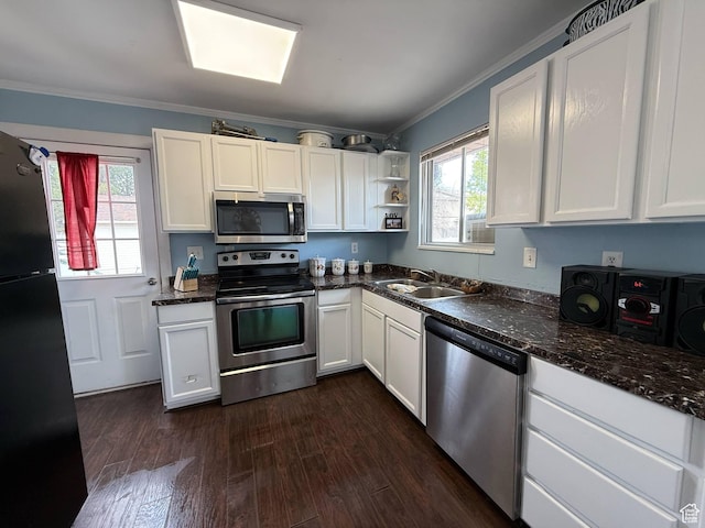 35 E 970 N, Castle Dale, UT 84513 - kitchen with ornamental molding, a sink, white cabinets, and stainless steel appliances