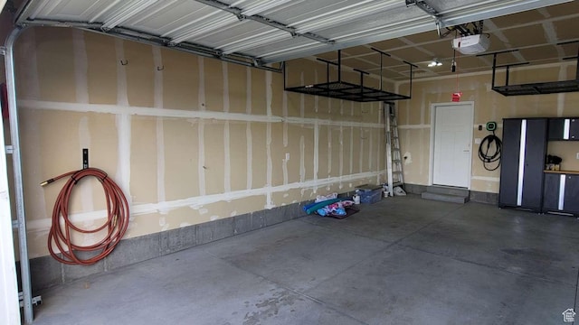 1016 N Vista Loop, Morgan, UT 84050 - garage with a garage door opener