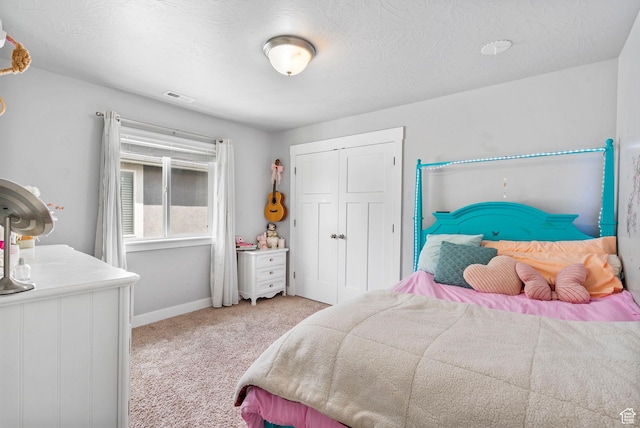 7465 N Cottage Ln, Eagle Mountain, UT 84005 - bedroom featuring visible vents, baseboards, a closet, and light colored carpet
