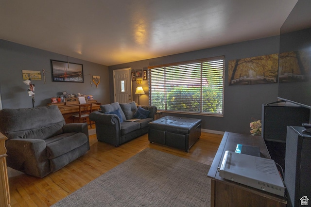 5393 S 700 E, South Ogden, UT 84405 - living area with wood finished floors and vaulted ceiling