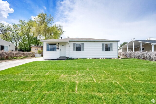 5756 S 4540 W, Kearns, UT 84118 - view of front of property with entry steps and a front lawn