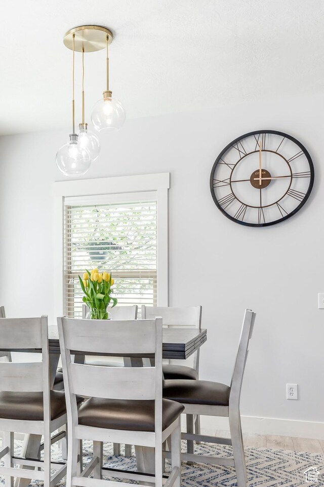 4306 Degray Dr, South Jordan, UT 84095 - tiled dining room featuring baseboards