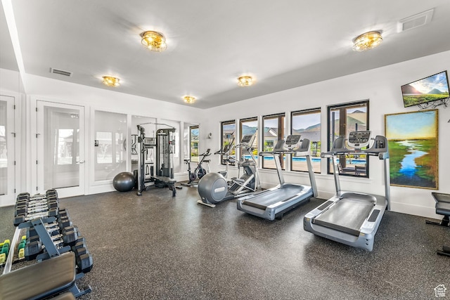 522 N Farmhouse Way, Midway, UT 84049 - exercise room featuring visible vents
