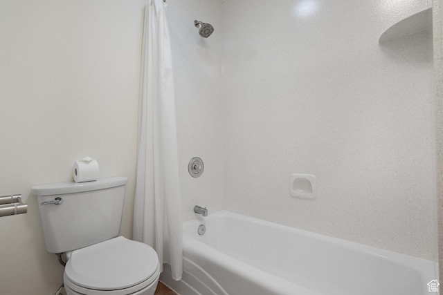 3841 E Grindstone Dr S, Springville, UT 84663 - full bathroom featuring shower / bath combo with shower curtain and toilet