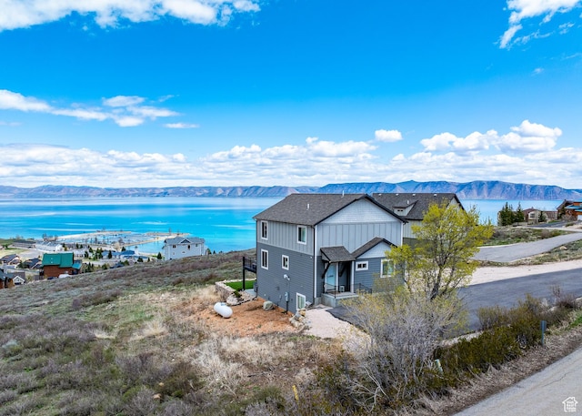 660 N Cambry Dr, Garden City, UT 84028 - bird's eye view featuring a water and mountain view