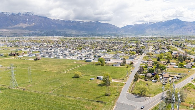 3122 W 1975 N, Plain City, UT 84404 - birds eye view of property featuring a mountain view