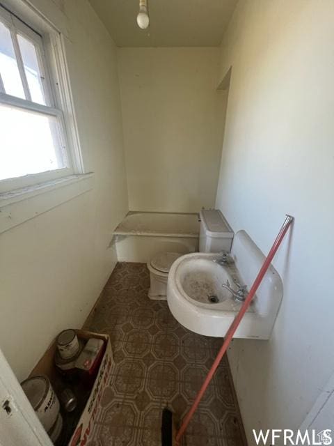 390 W Sandy Ln, Salina, UT 84654 - bathroom featuring toilet