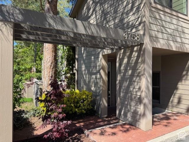 4758 S Ichabod St, Holladay, UT 84117 - view of doorway to property