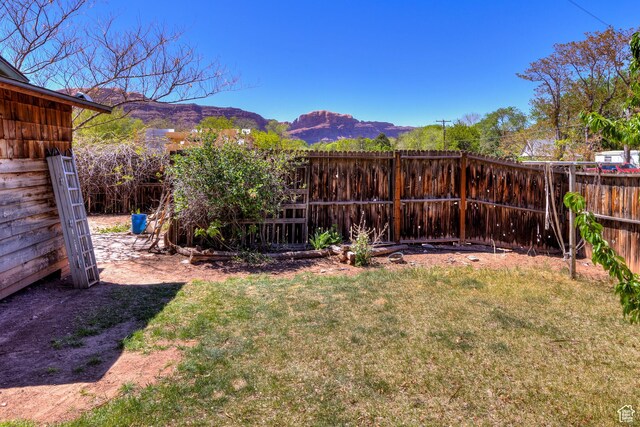 210 S 400 E, Moab, UT 84532 - view of yard with a mountain view