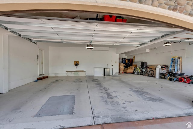 11362 Palisade View Dr, South Jordan, UT 84095 - garage with a garage door opener