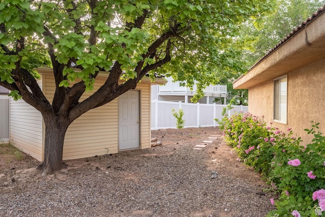 1864 S Crockett Cir, Bloomington, UT 84790 - view of yard featuring fence