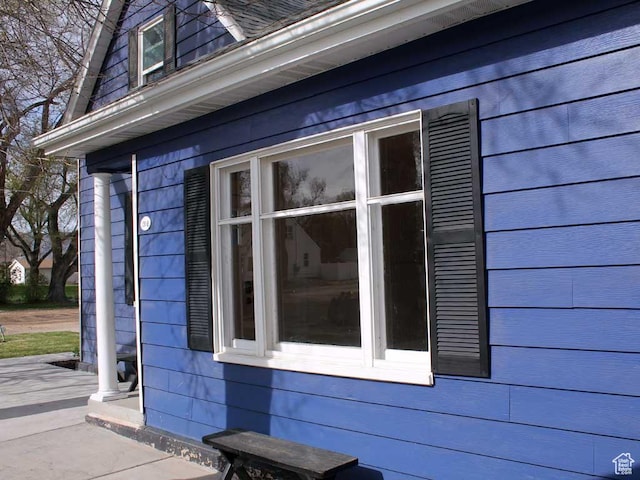 view of home's exterior