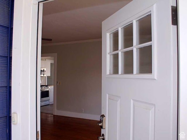 view of exterior entry