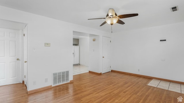 434 S 700 W Unit 4, Provo, UT 84601 - unfurnished room with ceiling fan, visible vents, baseboards, and light wood-style floors