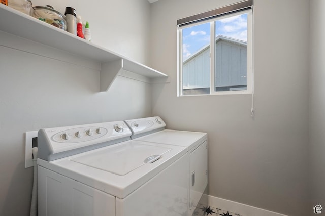 1167 N 150 E Unit 53, Nephi, UT 84648 - clothes washing area with laundry area, baseboards, and independent washer and dryer