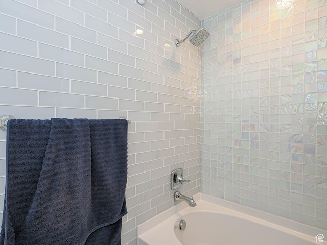 bathroom with shower / bath combination