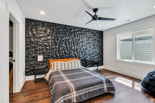 654 N 200 E, American Fork, UT 84003 - bedroom featuring baseboards, visible vents, wallpapered walls, and an accent wall