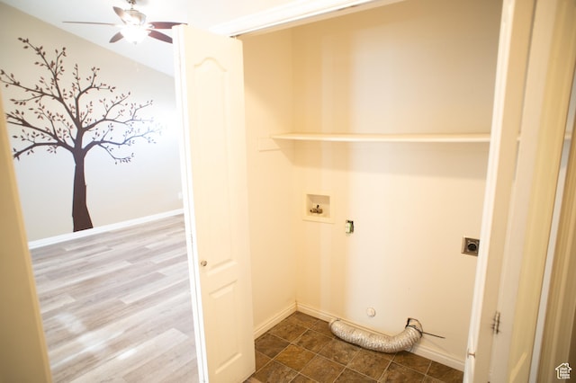 1409 S 30 E, Payson, UT 84651 - washroom with baseboards, electric dryer hookup, ceiling fan, and laundry area
