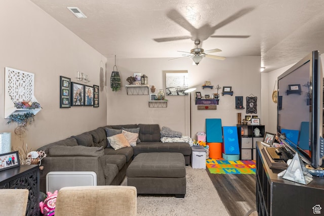 502 N 2480 W, Hurricane, UT 84737 - living room featuring ceiling fan and visible vents