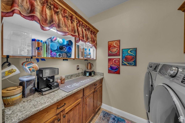305 E 350 N, Ivins, UT 84738 - washroom with baseboards, washing machine and dryer, and cabinet space