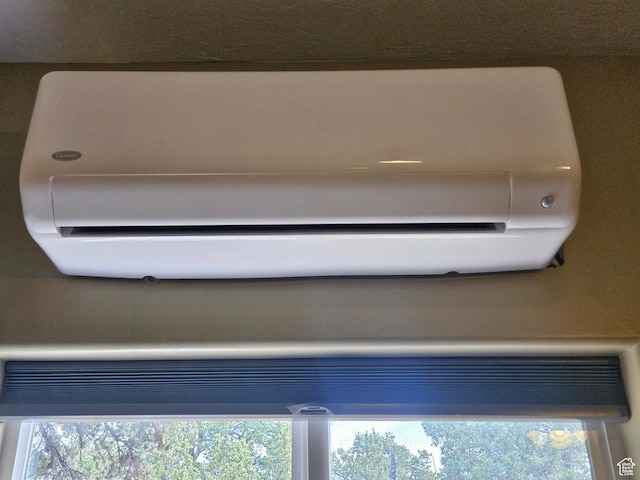 33383 W 8000 S, Duchesne, UT 84021 - detailed view of a wall mounted AC
