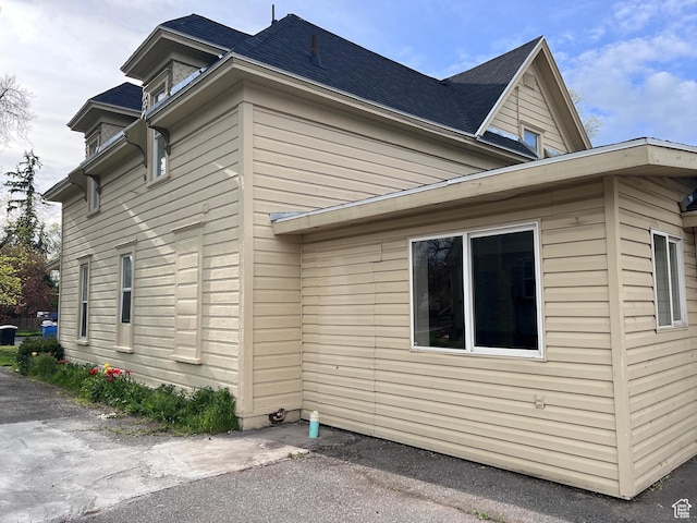 172 N 300 W, Logan, UT 84321 - view of side of property
