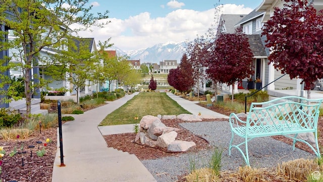 10627 S Lake Terrace Ave S, South Jordan, UT 84009 - surrounding community with a residential view and a mountain view