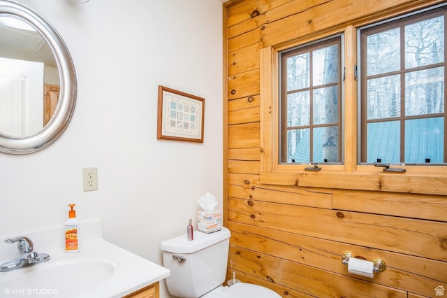 4417 Buck Way Unit 2029, Heber City, UT 84032 - half bath featuring vanity and toilet