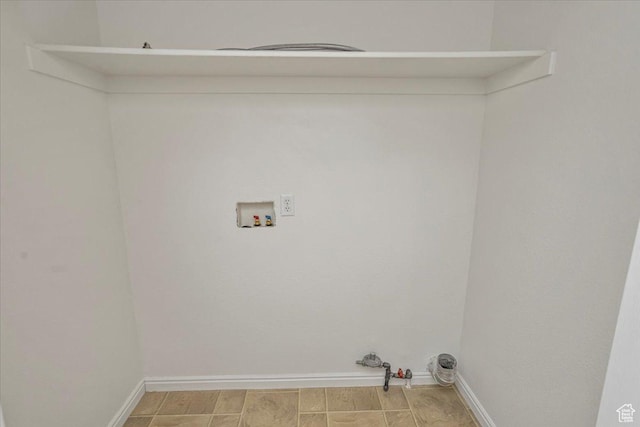 5448 S 4025 W, Roy, UT 84067 - laundry room with baseboards, laundry area, hookup for a gas dryer, and hookup for a washing machine