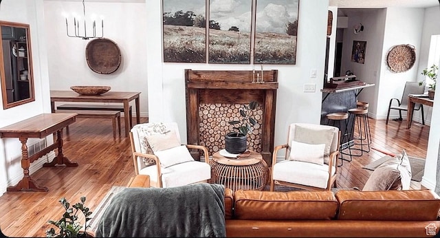 35 E 400 N, Moroni, UT 84646 - sitting room with baseboards and hardwood / wood-style flooring