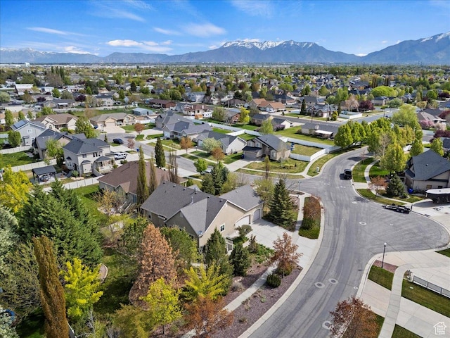 3072 S 1065 W, Syracuse, UT 84075 - aerial view of residential area featuring a mountainous background
