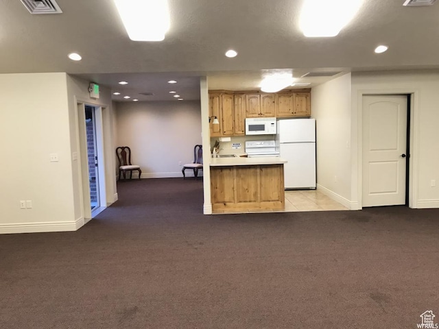 1003 E 200 S, American Fork, UT 84003 - kitchen with white appliances, light colored carpet, recessed lighting, baseboards, and a peninsula