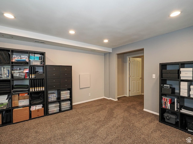 interior space featuring baseboards, carpet flooring, recessed lighting, and visible vents