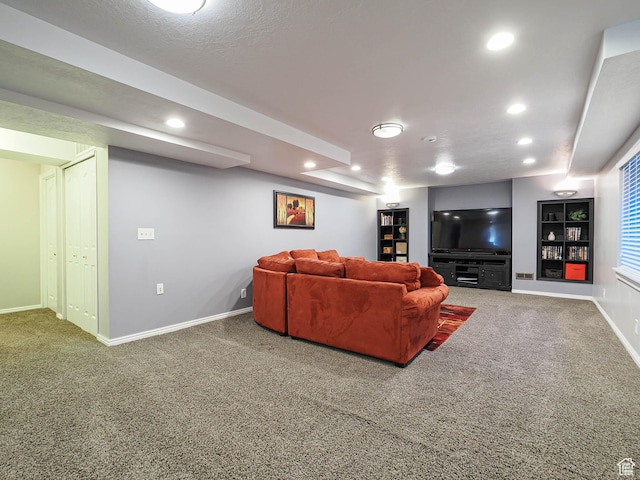 living area featuring recessed lighting, baseboards, visible vents, and carpet