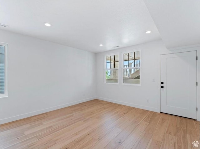 11436 S Watercourse Rd Unit 110, South Jordan, UT 84009 - interior space featuring light wood-style floors, baseboards, and recessed lighting