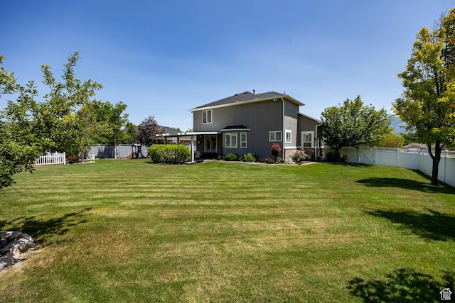 10944 S Surrey Meadow Cv, South Jordan, UT 84095 - view of yard