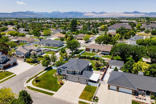 10944 S Surrey Meadow Cv, South Jordan, UT 84095 - aerial view of residential area featuring a mountainous background