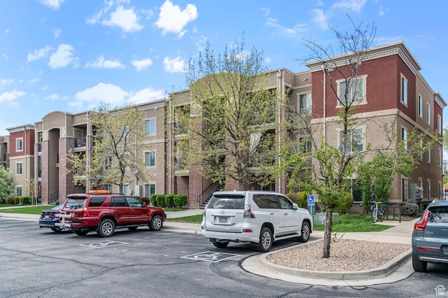 170 E Belmont Ave Unit 15, Salt Lake City, UT 84111 - view of building exterior with uncovered parking