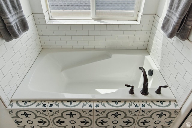 2471 W Anne Ave, West Haven, UT 84401 - interior space featuring a garden tub