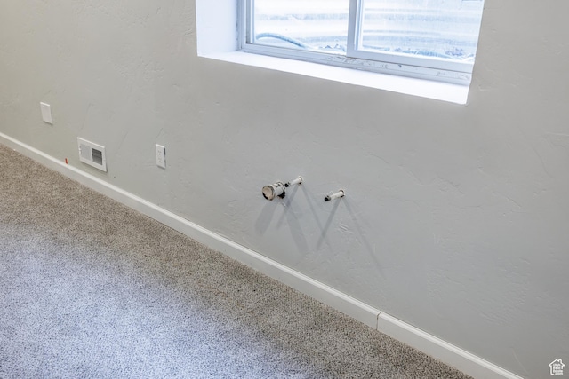 680 Stonne Ln, Kaysville, UT 84037 - interior details featuring baseboards, visible vents, and carpet
